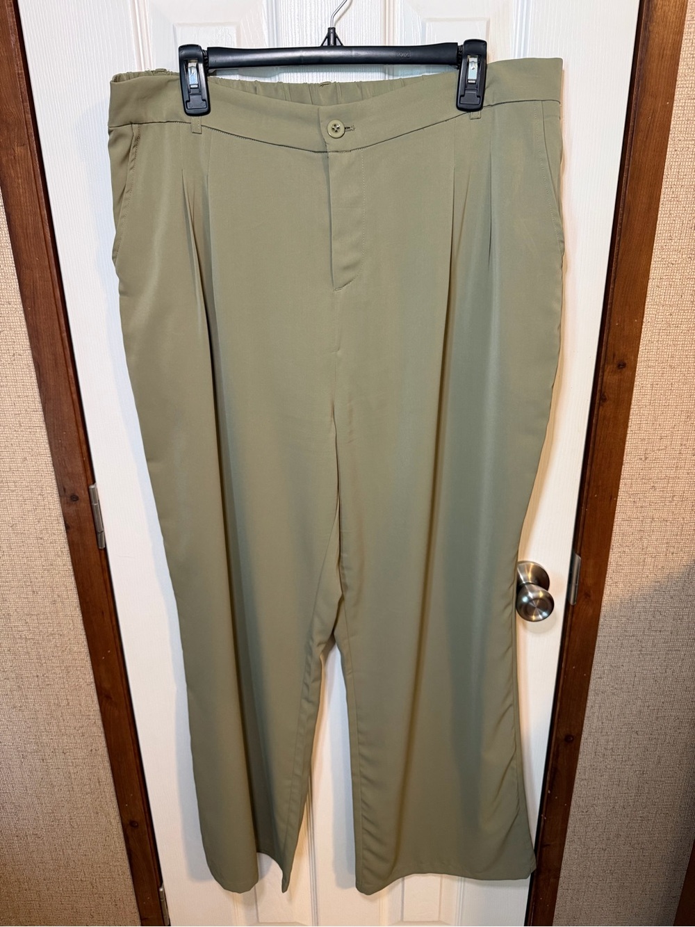 Khaki/Sage Lightweight Slacks